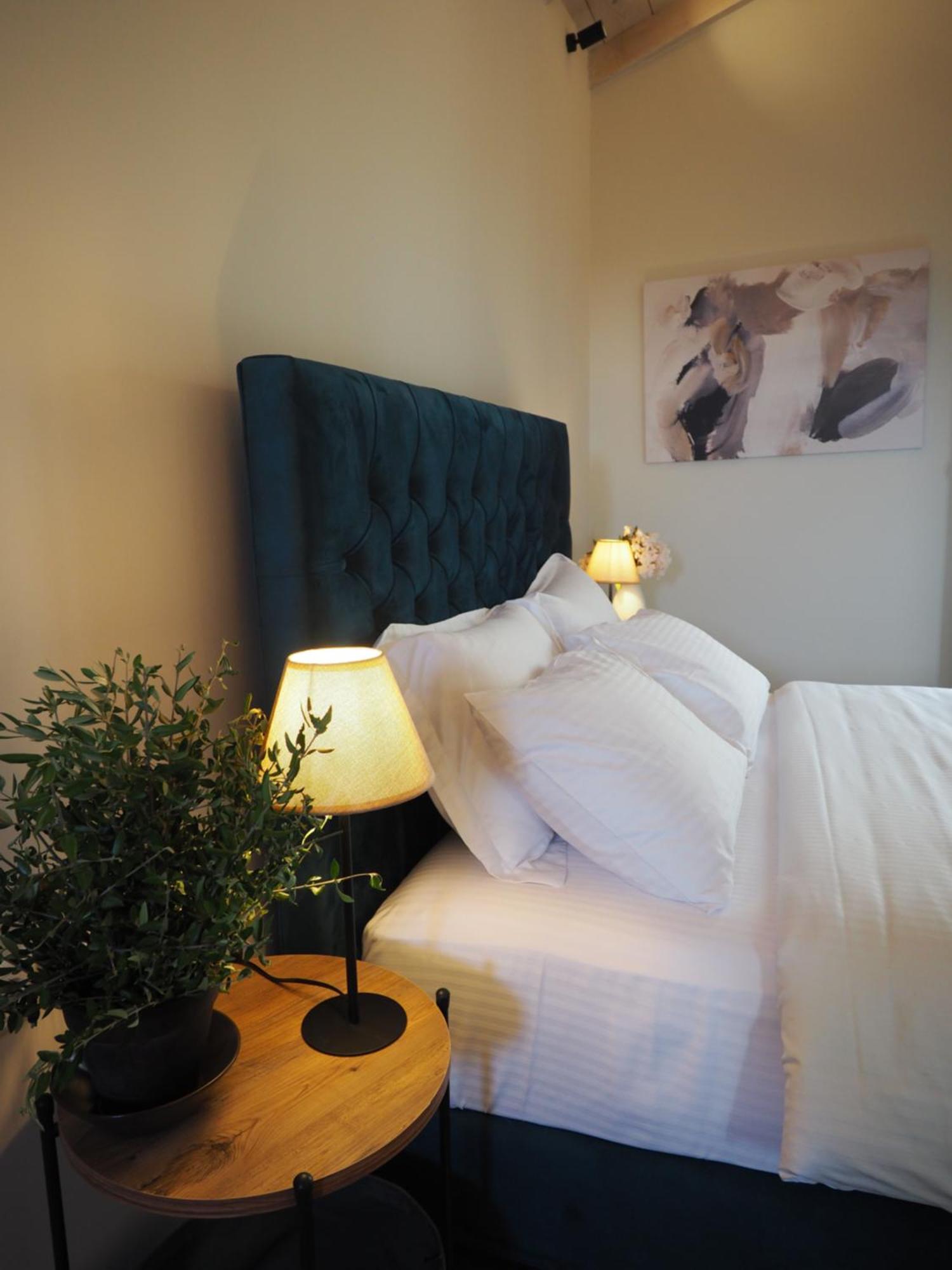 אראופוליס Terra Di Pietra Exclusive Suites & Apartments מראה חיצוני תמונה